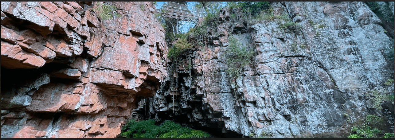 The Screaming Bridge at Devil’s Gulch, SD